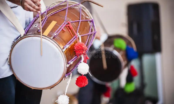 Hari Om Band Service